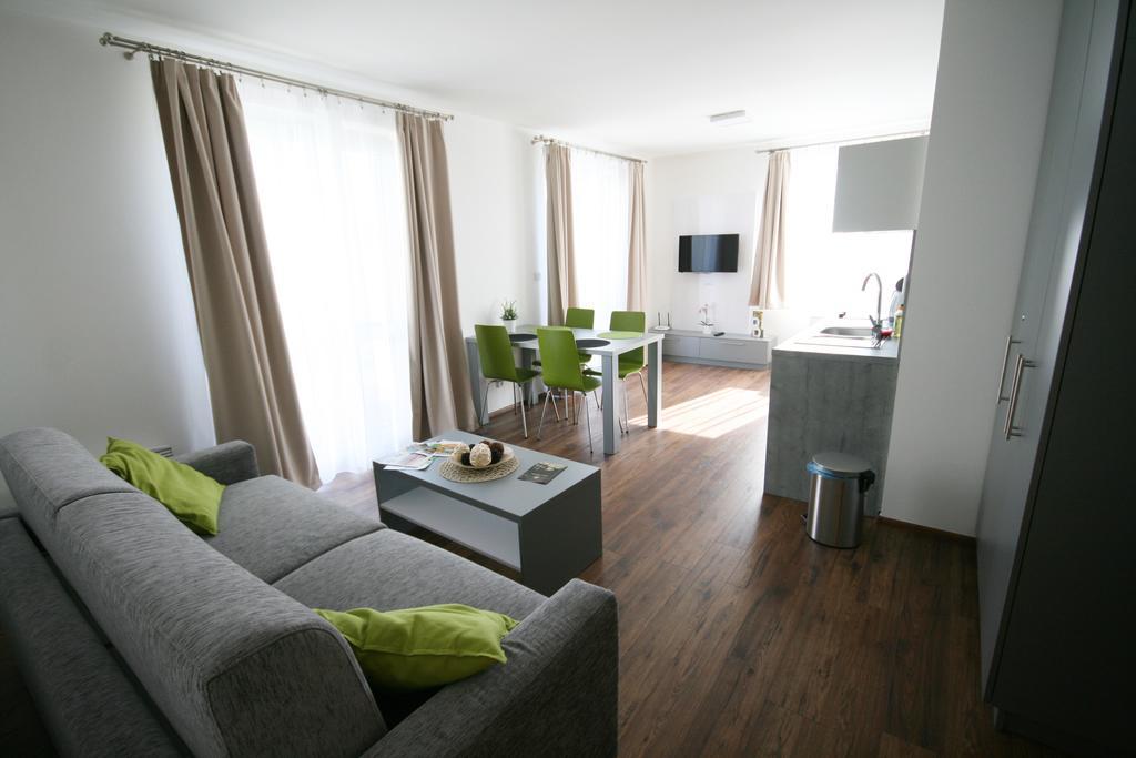 Apartmany Apollon Resort Lednice Exterior photo